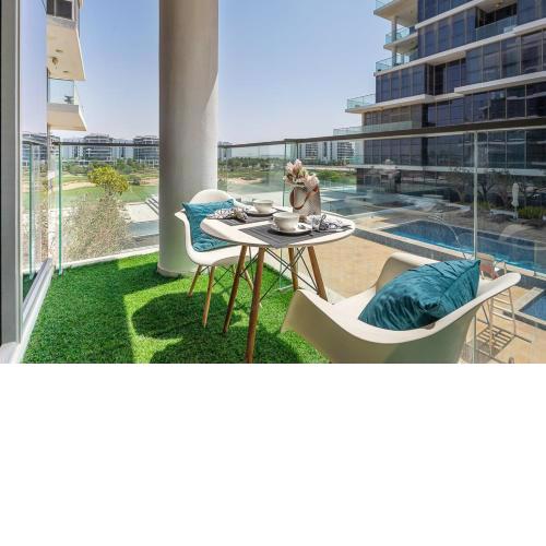 Frank Porter - Golf Promenade 3A