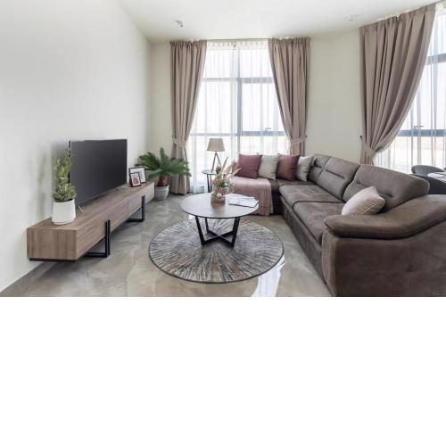 Frank Porter - Majestique Residence 2