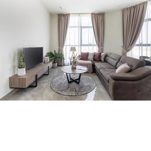 Frank Porter - Majestique Residence 2