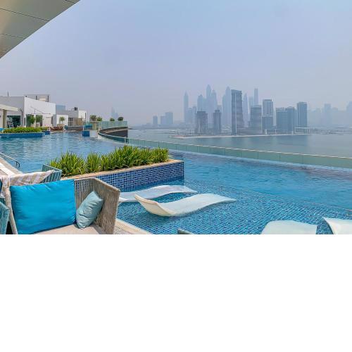 Frank Porter - Seven Hotel & Apartments