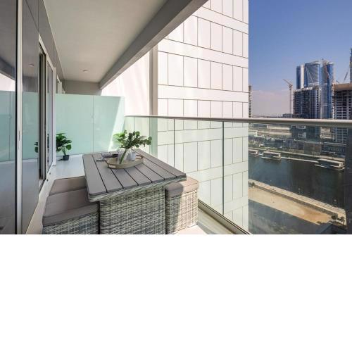 Frank Porter - Vera Residences