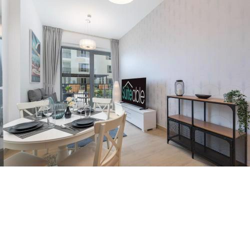 French Riviera Styled Waterfront Flat in Jumeirah