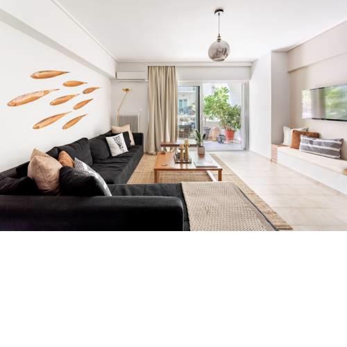 Fresh Detailed Stylish Apartment at Acropolis + Parking