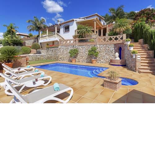 Frigiliana Villa Sleeps 6 Pool Air Con WiFi