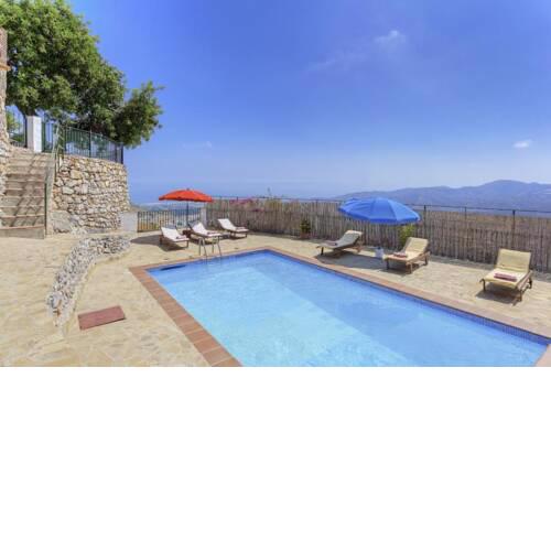Frigiliana Villa Sleeps 6 with Pool Air Con and WiFi