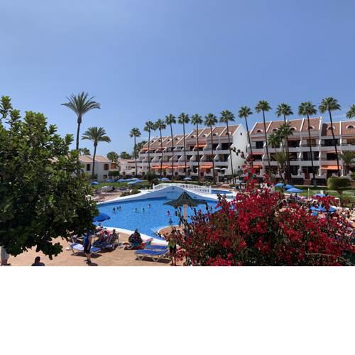 Front line apartment in Parque Santiago ll