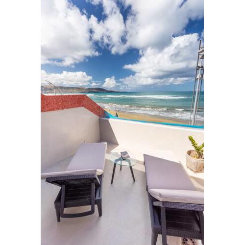 Front line, Golden Sand, great sunsets, with sea views