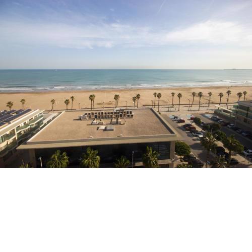 Front Sun Beach Apartment