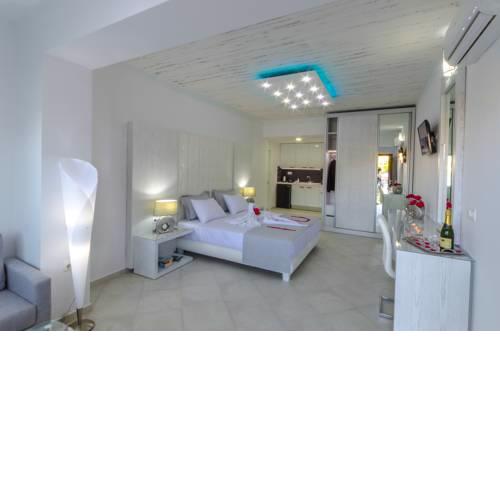 FTELIA LUXURY STUDIO ''QUATTRO''