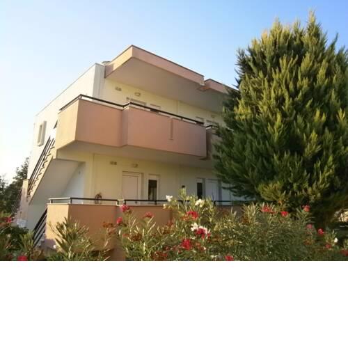 Fulis Apartments