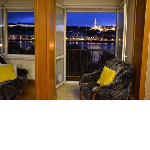 Full Danube -Castle Panorama Classic apartment
