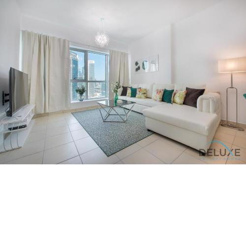 Full Marina and Ain Dubai Wheel View 1BR at The Point Dubai Marina by Deluxe Holiday Homes
