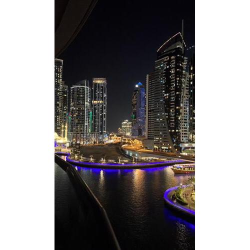 Full Marina View & Beach Access, Luxury apartment prime location