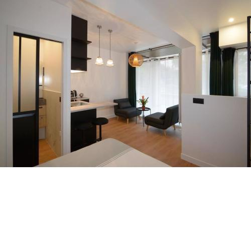 Fully equiped flat with air conditioning