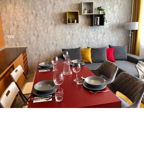 Fully equipped lovely apartment close to center