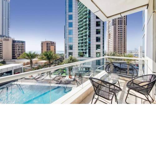 Fully furnished 1 bedroom in Botanica Tower Marina