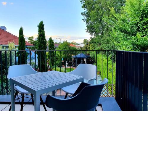 Fully Furnished Beautiful Apartment with A Balcony