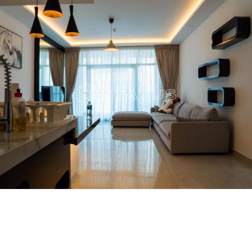Fully Renovated Oasis with Amazing Canal View
