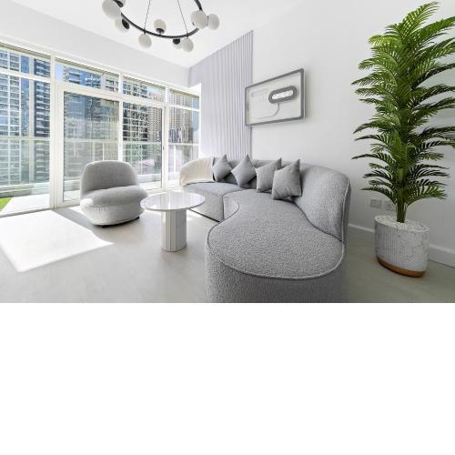 Fully Upgraded 1BR - Gorgeous Marina View