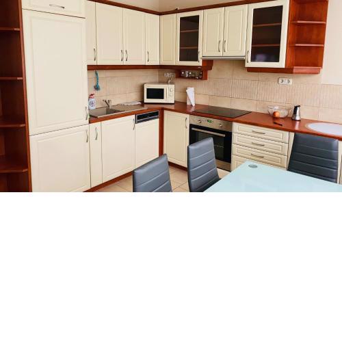 Fürész Apartman