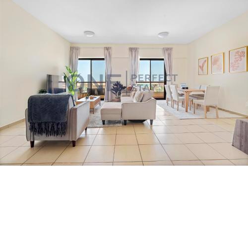 Furnished 2BR - 5 mins to Tram - Near to Beach