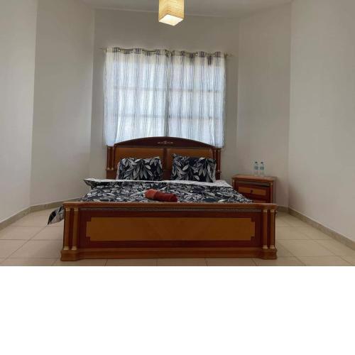 Furnished room in a villa in town center. With private bathroom