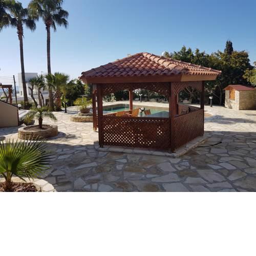 Fyla Highlands Villa