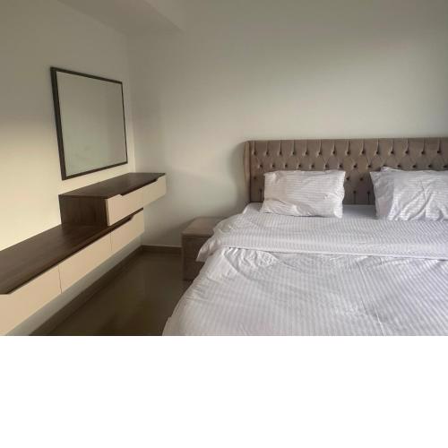 G Cribs Hotel Apartment 2BR