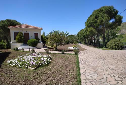 Gaea Gardens Studios & Villas