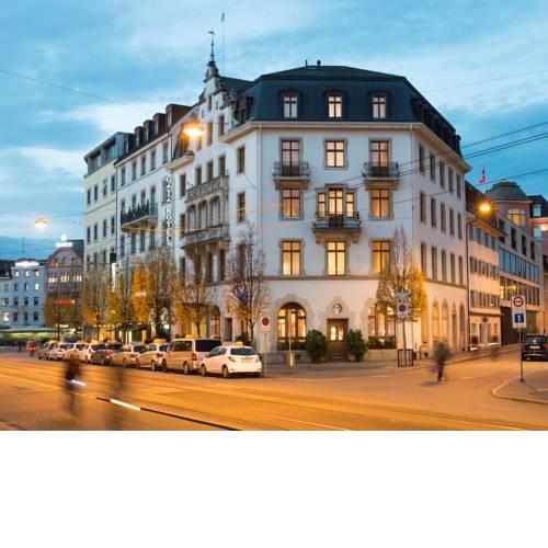 GAIA Hotel