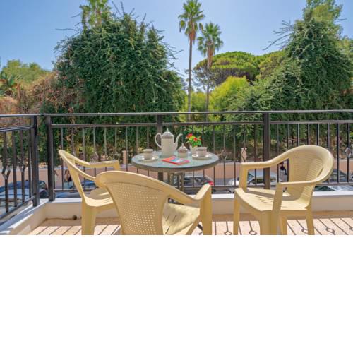 Garden Apartment