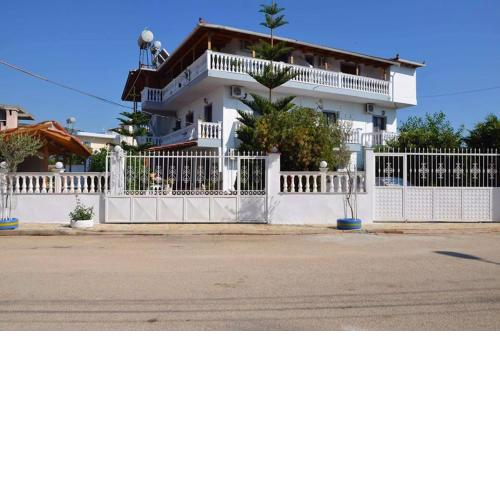 Garden Villa Veli