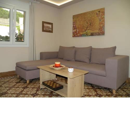 GarDINO villa