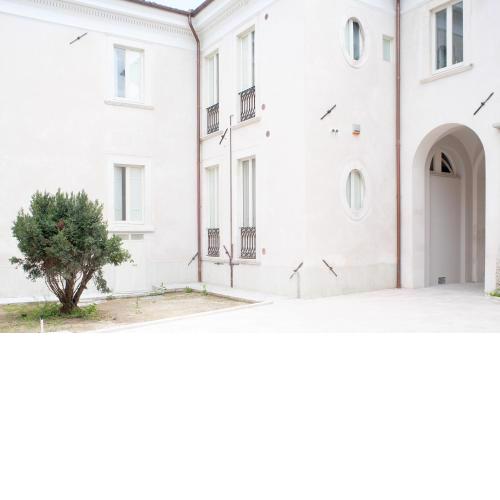 Garibaldi Guest House