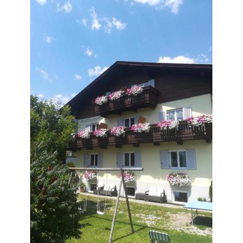 Garni Hattlerhof B&B