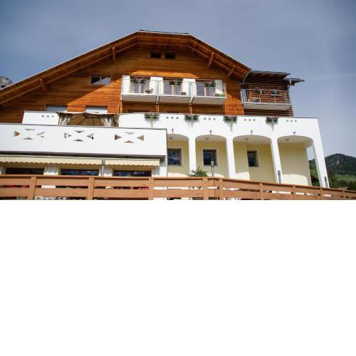 Garni Haus Valentin B&B