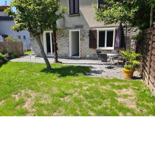 Gartenwohnung im Zentrum von Vira/Gamborogno