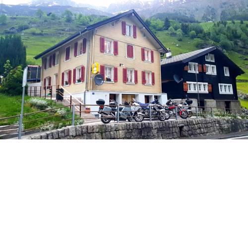 Gästehaus Alpenglühn