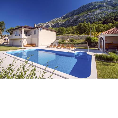Gata Villa Sleeps 7 Pool Air Con WiFi