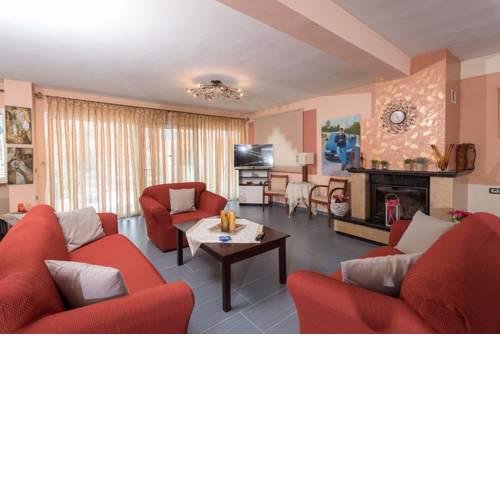 Geka's apartment