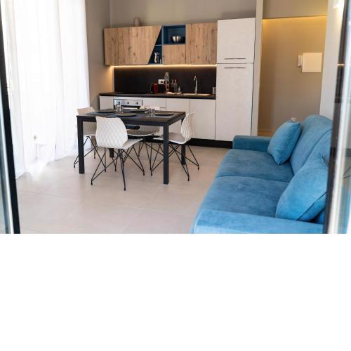 Gelone Rooftop and Suites