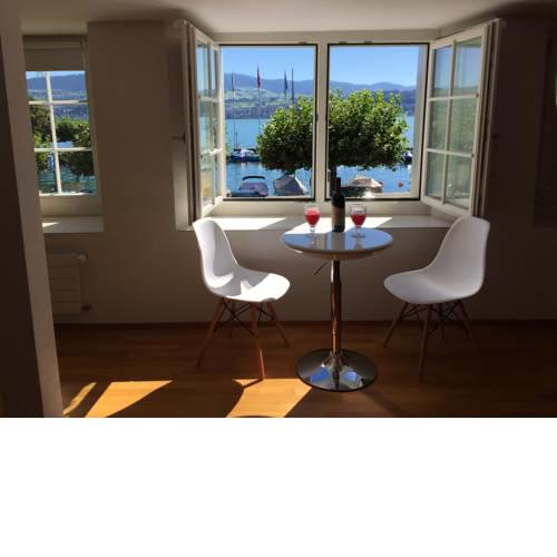Gemütliche Ferienwohnung Zürichsee, Seeblick, am Hafen Stäfa