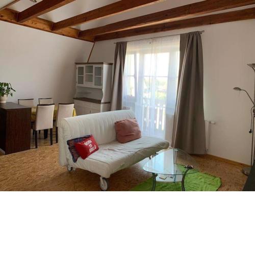 Gemütliche Wohnung mit Balkon in Pottenbrunn