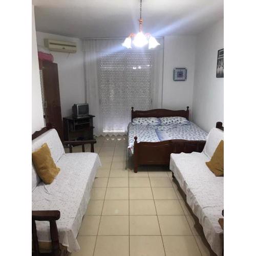Geni Apartment