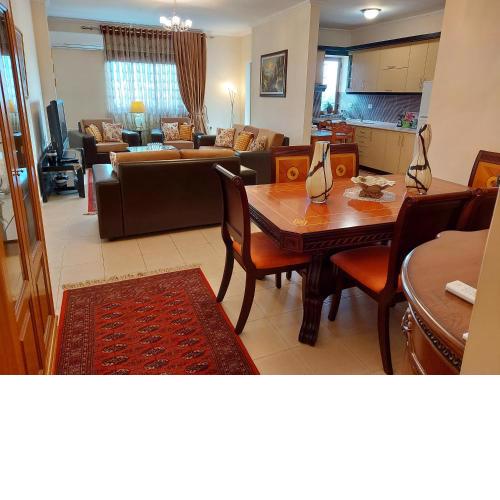 Geni Apartment