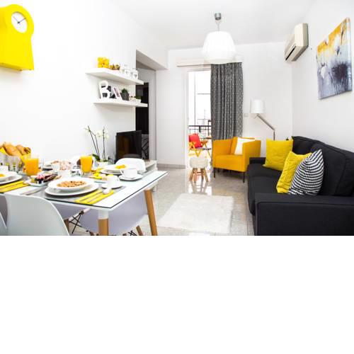 Gennadi Holiday Home
