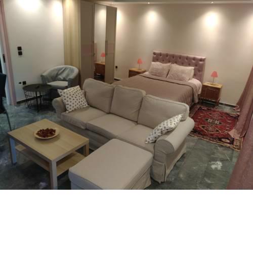 Georges luxury Apartments near Marathon beach and airport