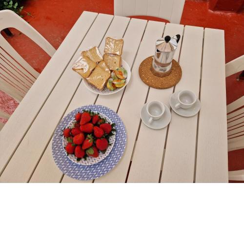 Gessicaholidayhomes DIMORA GARDENIA CON GIARDINO PRIVATO