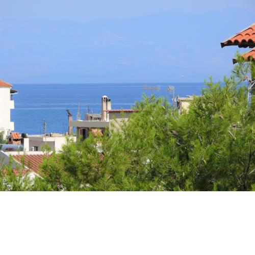 Getaway Retreat with Panoramic View, 3 min from Sea