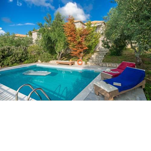 Gialova Villa Sleeps 2 Pool Air Con WiFi